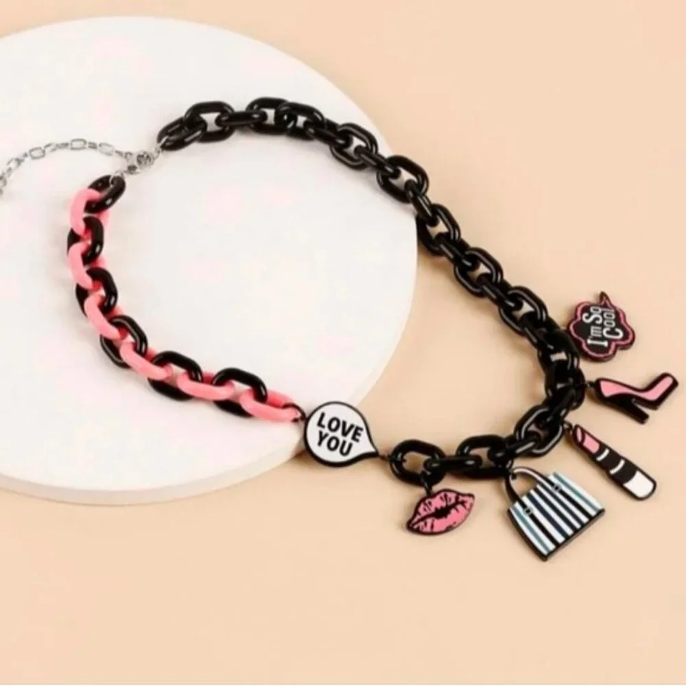 Pink &‎ Black Plastic Eighties Charm Necklace Retro Fun Party Eclectic Jewelery - Picture 2 of 3